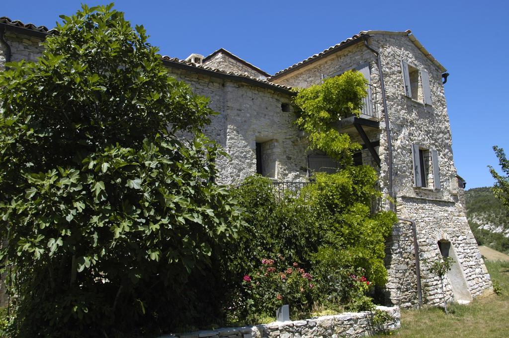 Hameau de Pichovet Pension Vachères Buitenkant foto